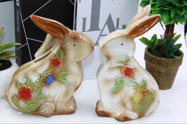 热卖款陶瓷摆件小礼品扁兔子零钱罐
