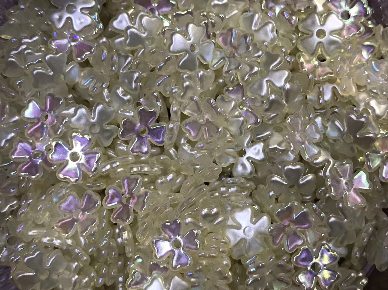 Plated color four-leaf clover imitation pearl bright bead electroplating color manufacturers direct sales quality assurance, large quantity of excellent thumbnail