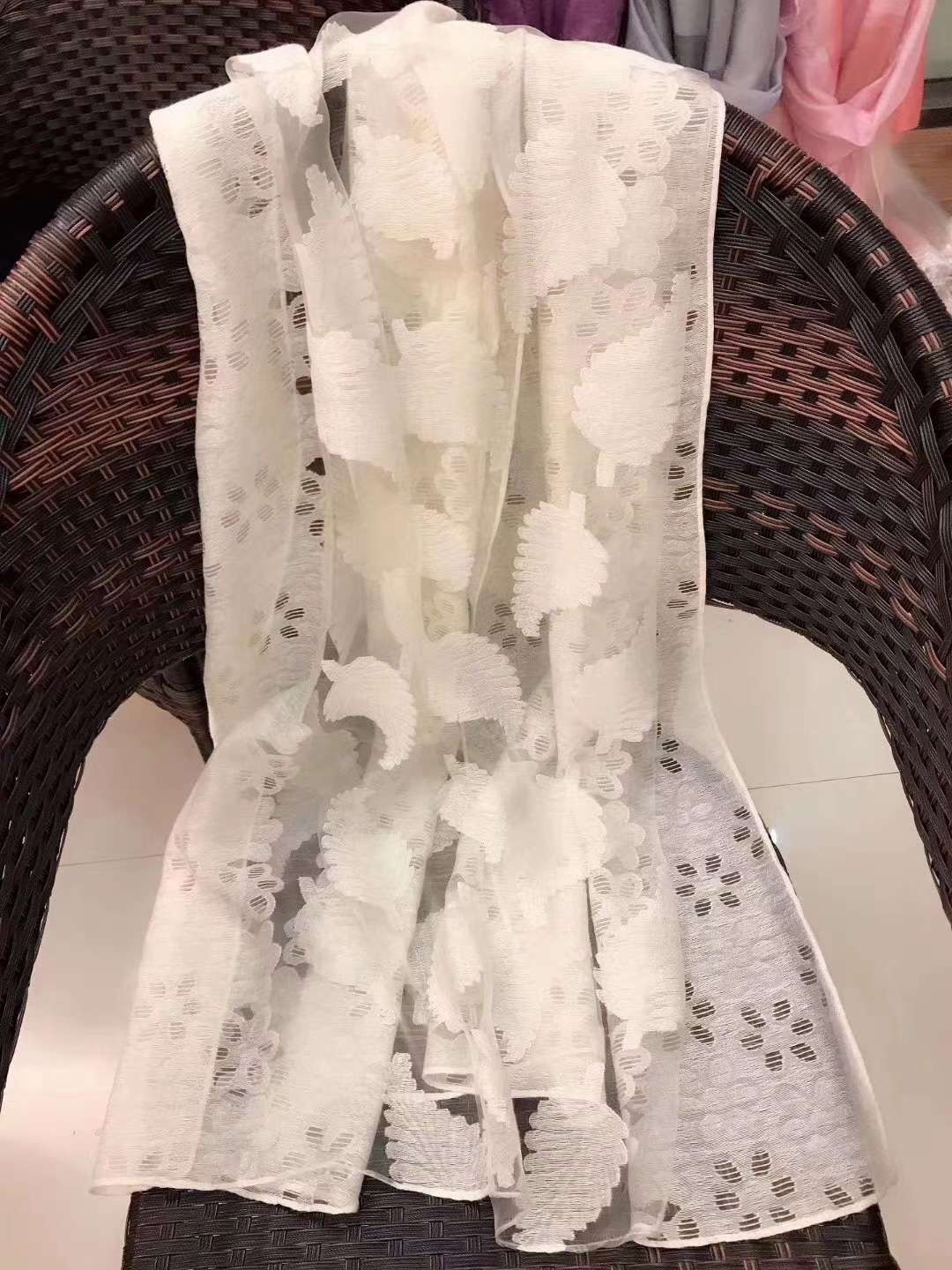 Summer Hollow Shawls Scarf Leaves Application Scenario