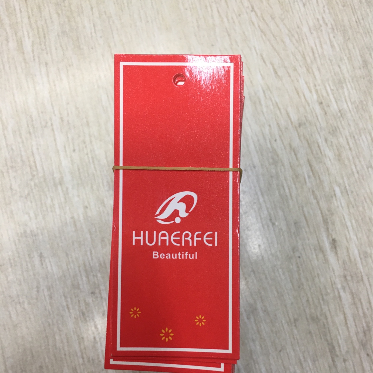 吊牌