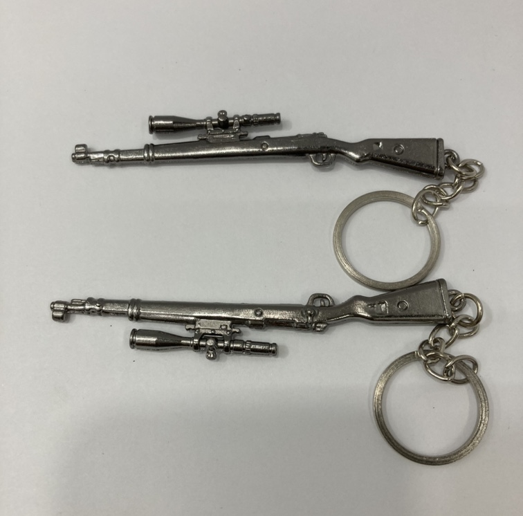 Manufacturer direct selling metal 9cm gun key chain,alloy key chain, pen pendant, notebook pendant, bag pendant, cake decoration accessories, Ji Gao alloy accessories 8538 thumbnail