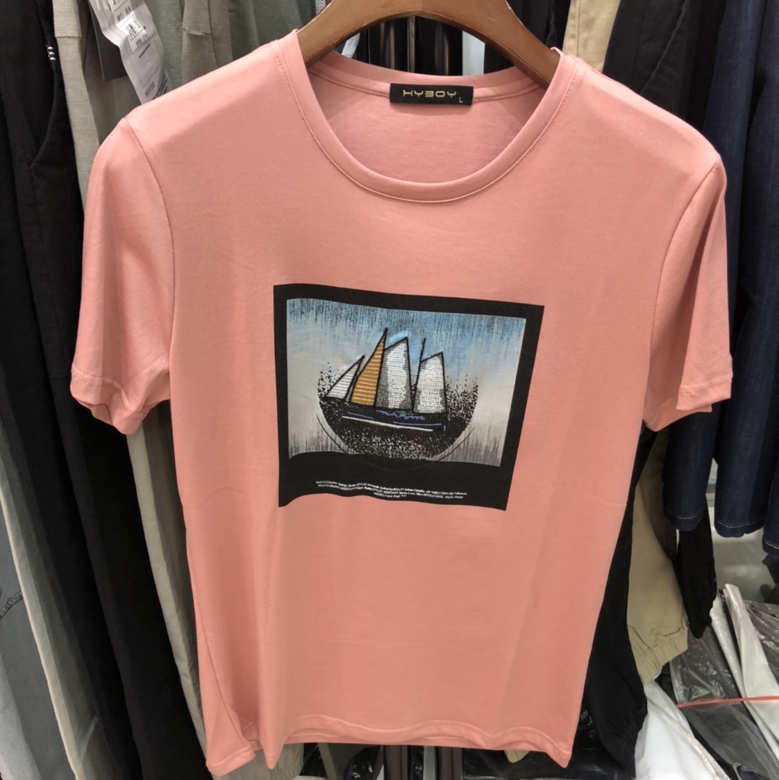 时尚潮流全面印花刺绣短袖