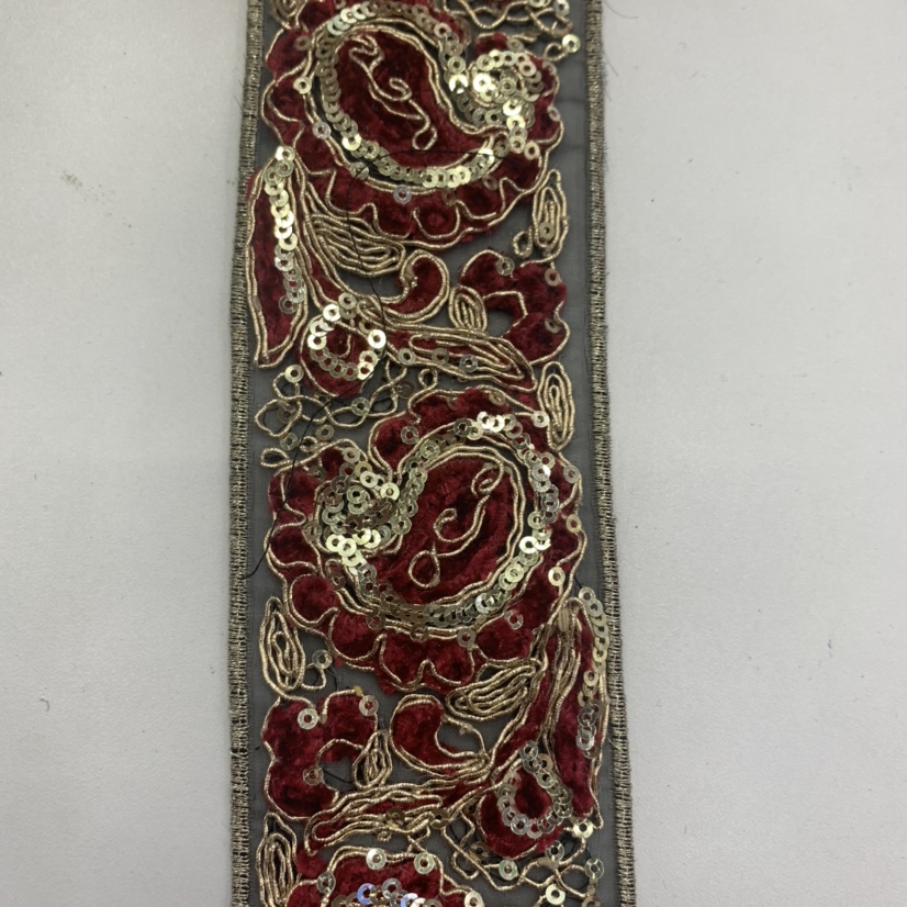 Ethnic embroidery clothing accessories, home decoration belts, export lace, lace