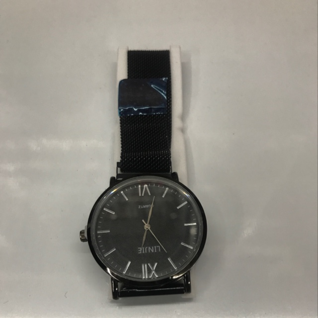 Pair the watch with a Milan strap Specification image