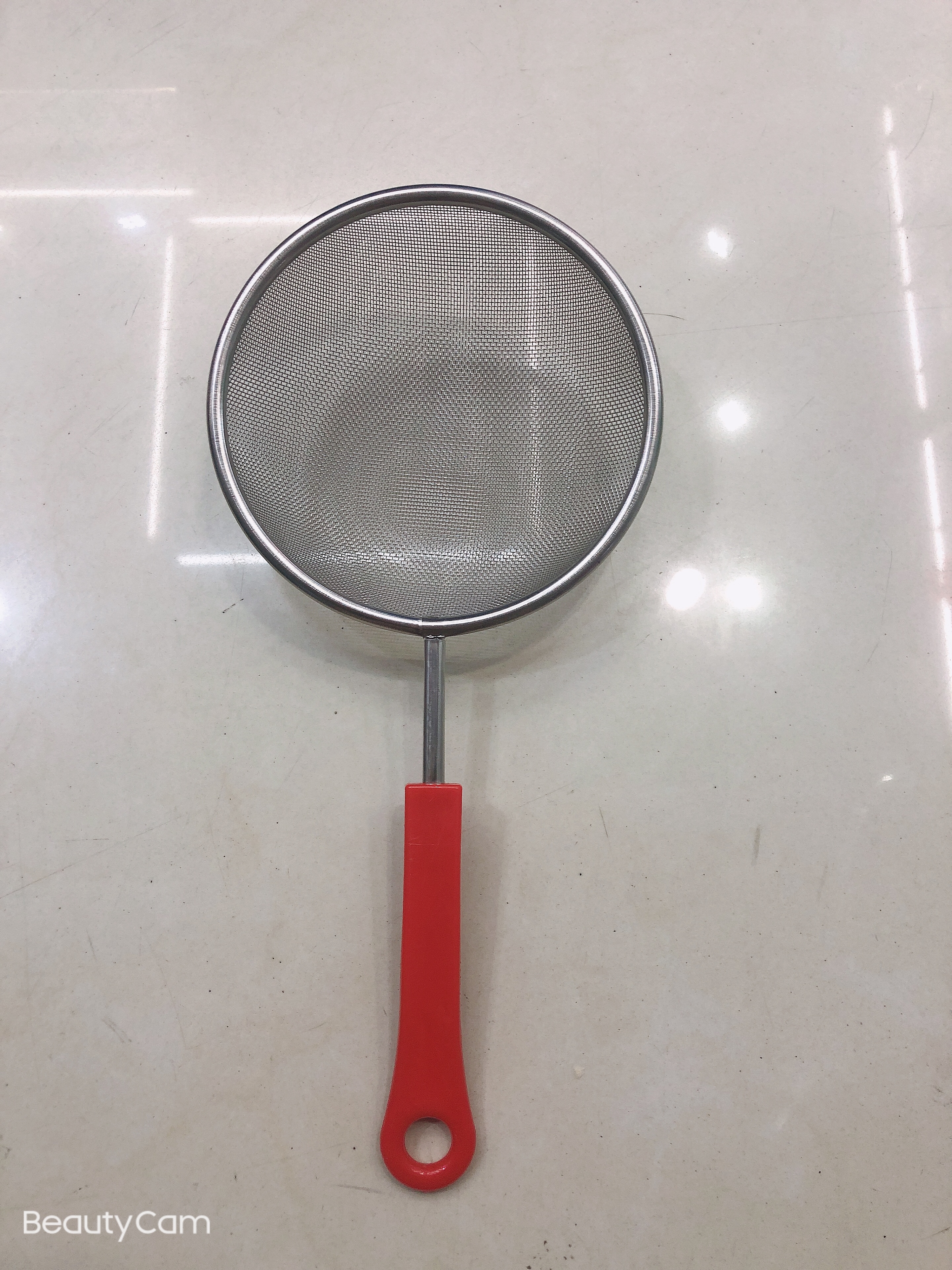 Red-handled oil filter details Picture