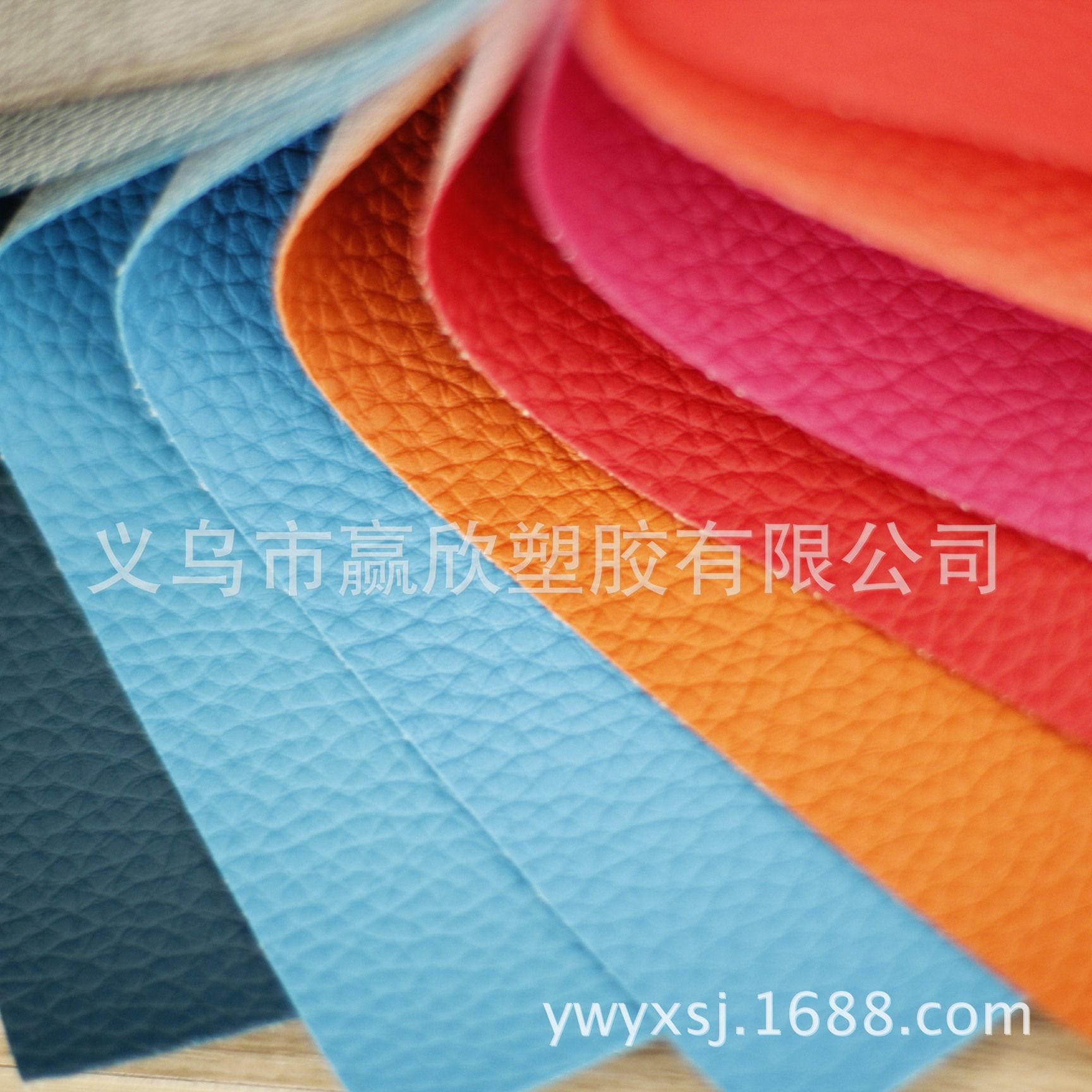 Factory direct sales of pvc artificial leather, large lychee pattern knitted fabric, 0.8mm, home bag leather, industrial packaging materials