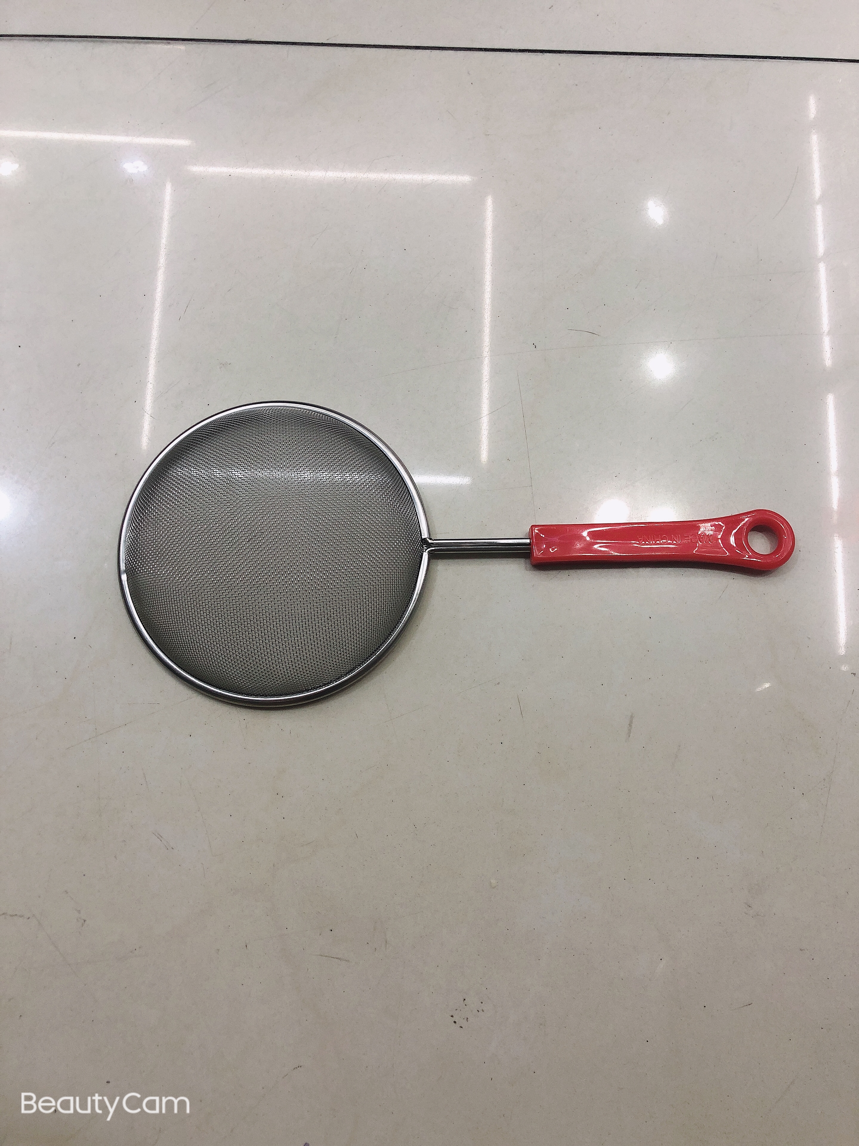 Red-handled oil filter Specification image