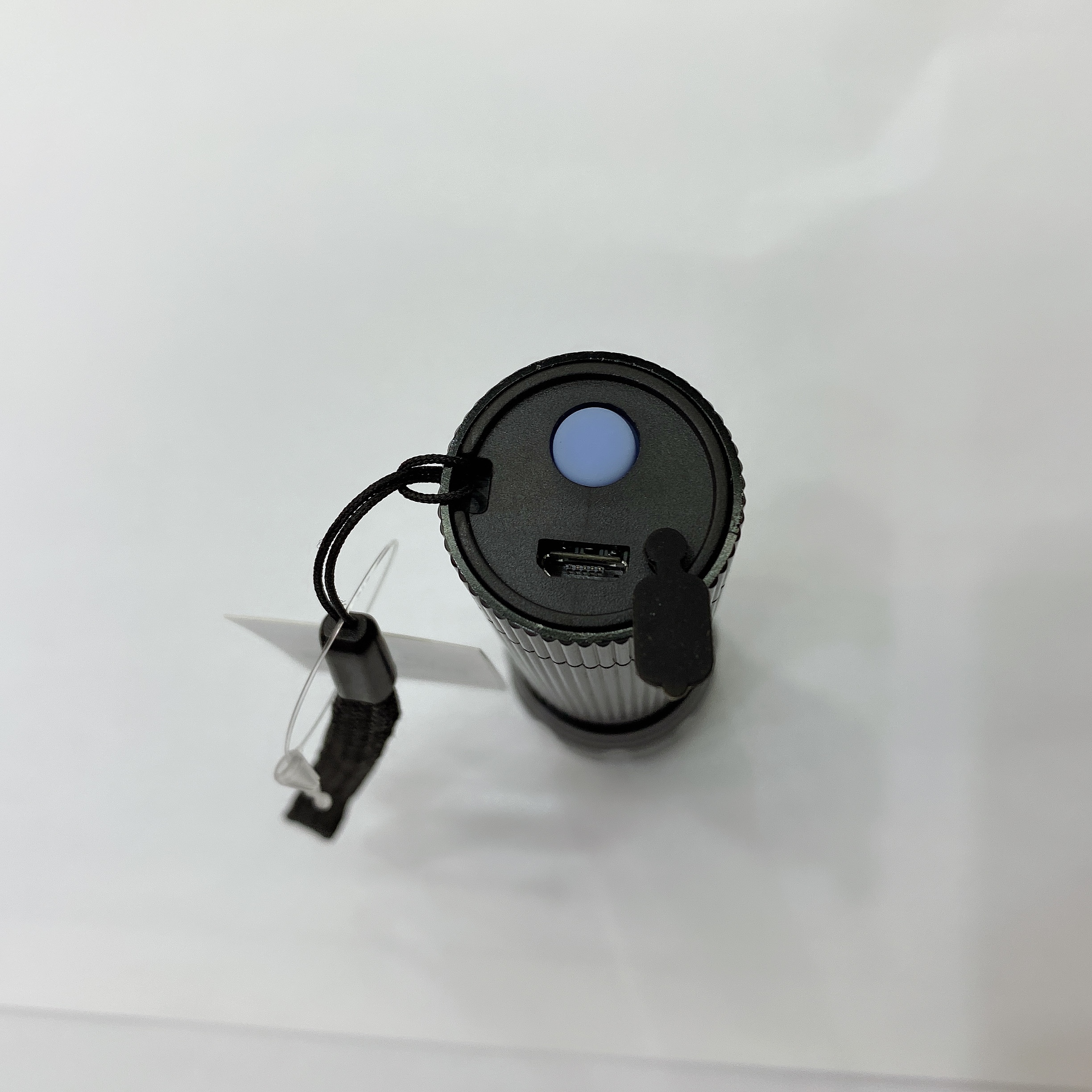 Bl-U09USB充电电筒细节图