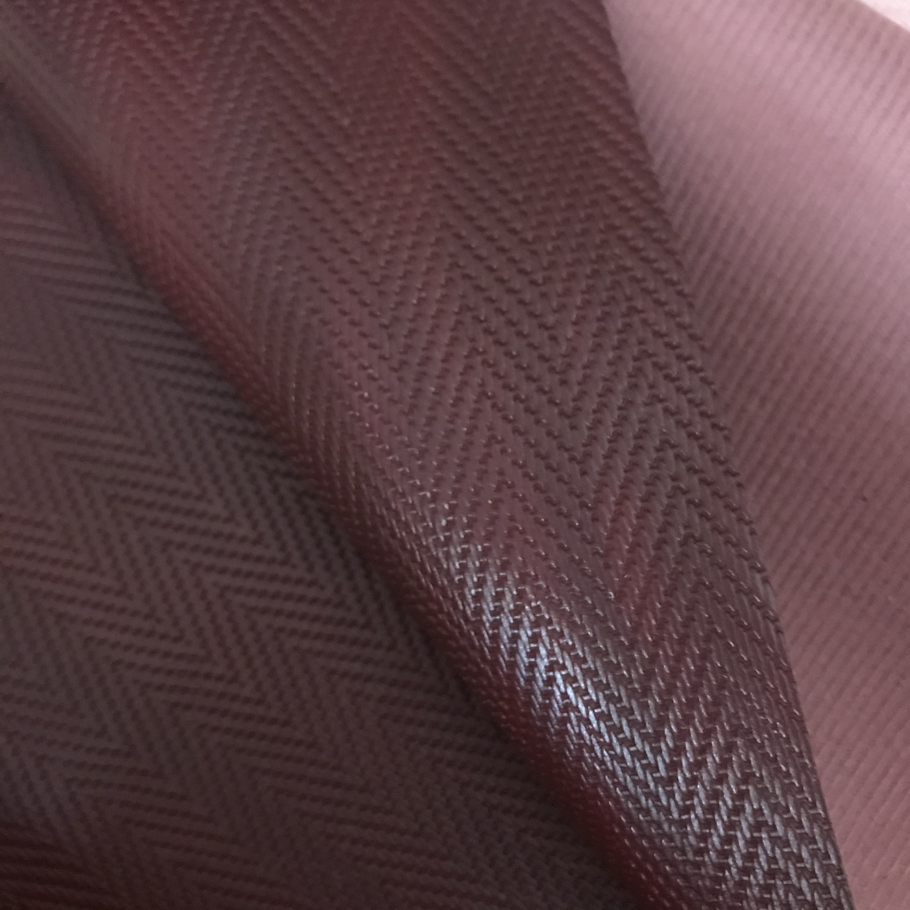 Anti-cotton fleece base 1.7mm thick PVC wavy leather fabric for luggage and handbags, artificial leather Specification image