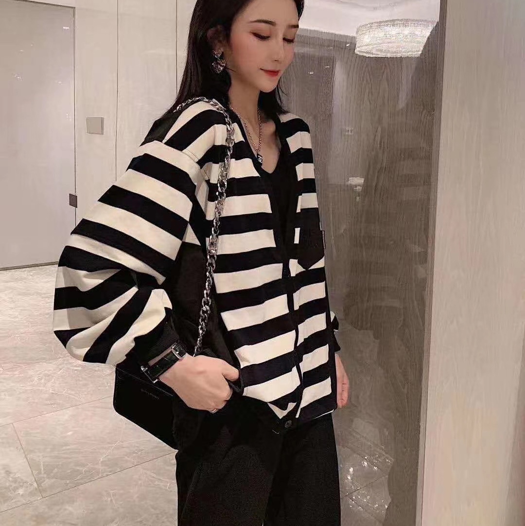 Small cardigan