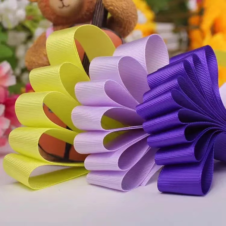 Ribbon 3 thumbnail