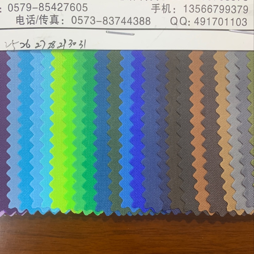 Factory direct sales of best-selling new leather products in large stock, high, medium and low-end bags, sofas, shoes, materials and fabrics. 2 details Picture