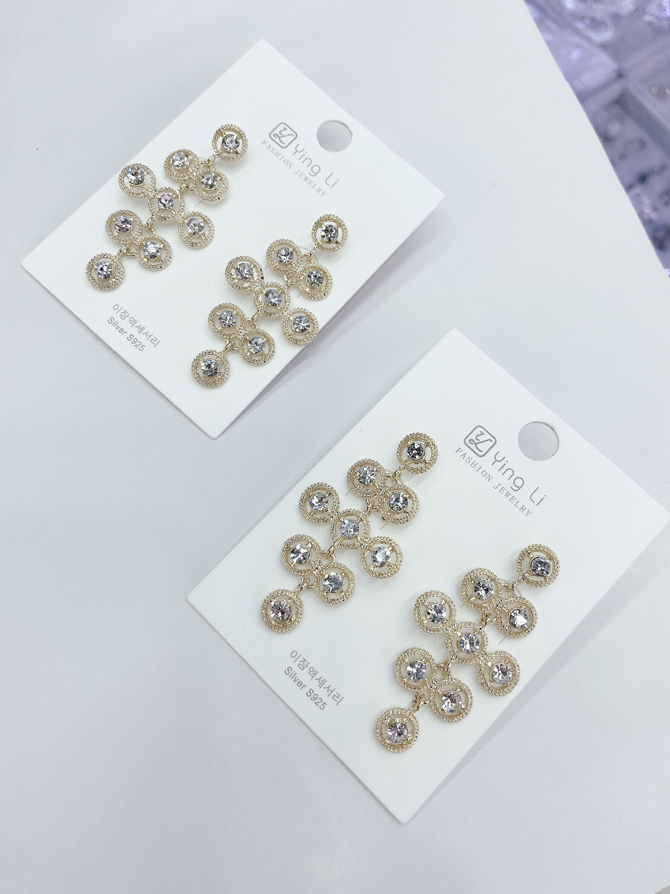 Fashion Trend Earrings details Picture