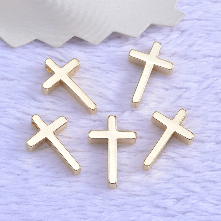 众兴饰品爆款diy十字架光珠 电镀真金光面十字架手链隔珠坠子保色吊坠批发图