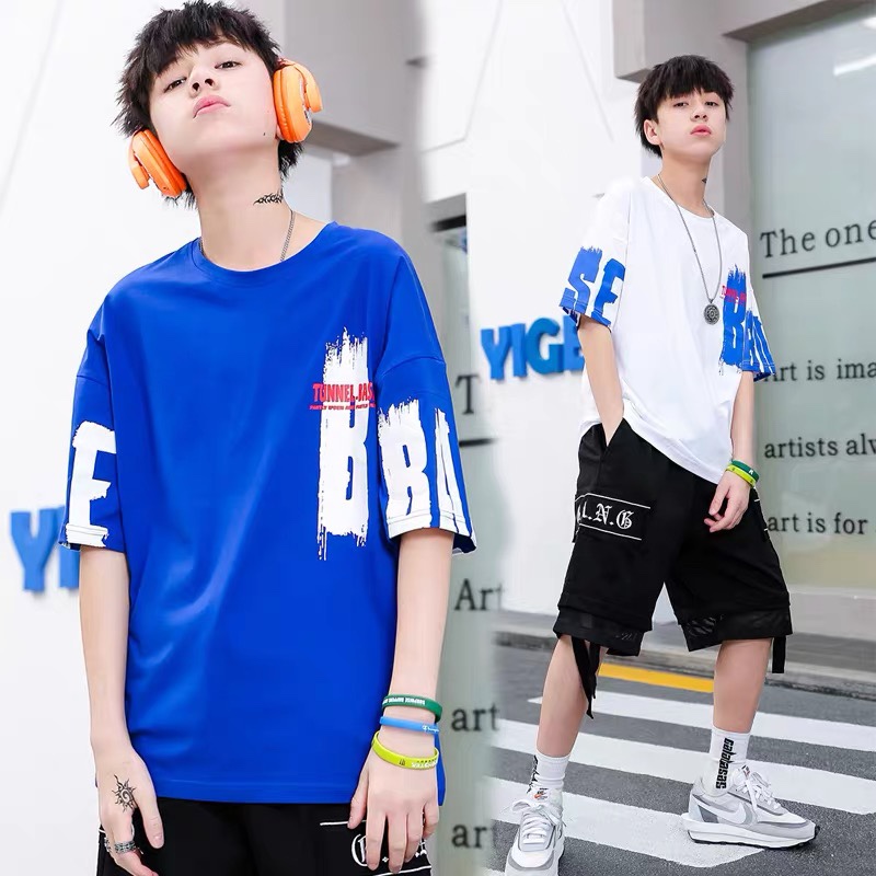 蓝色图案印花短袖圆领T恤产品图