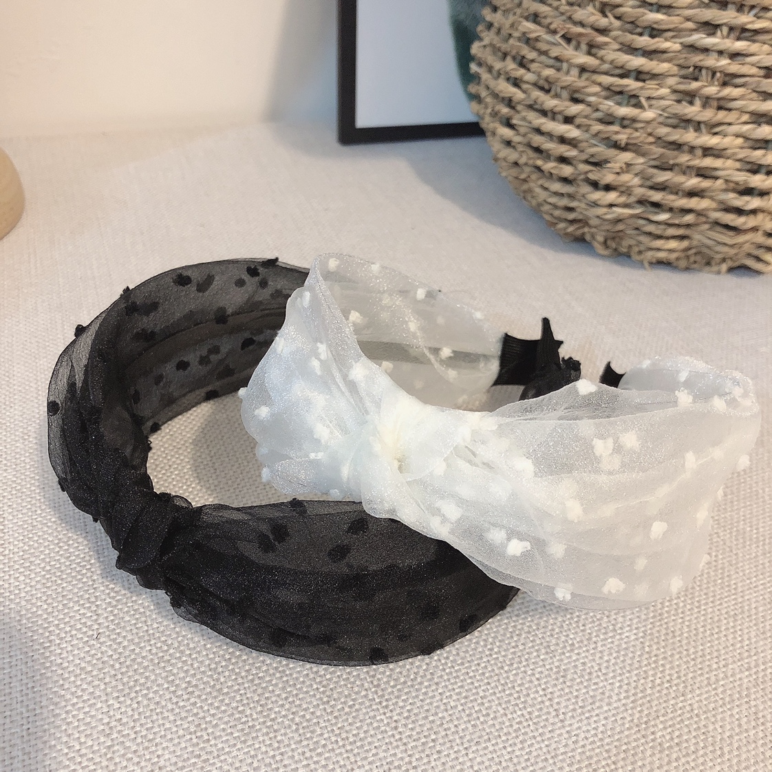 Black and white bubbleyarn pom-pom with a hair band in the middle is a must-have and versatile accessory for piggy girls