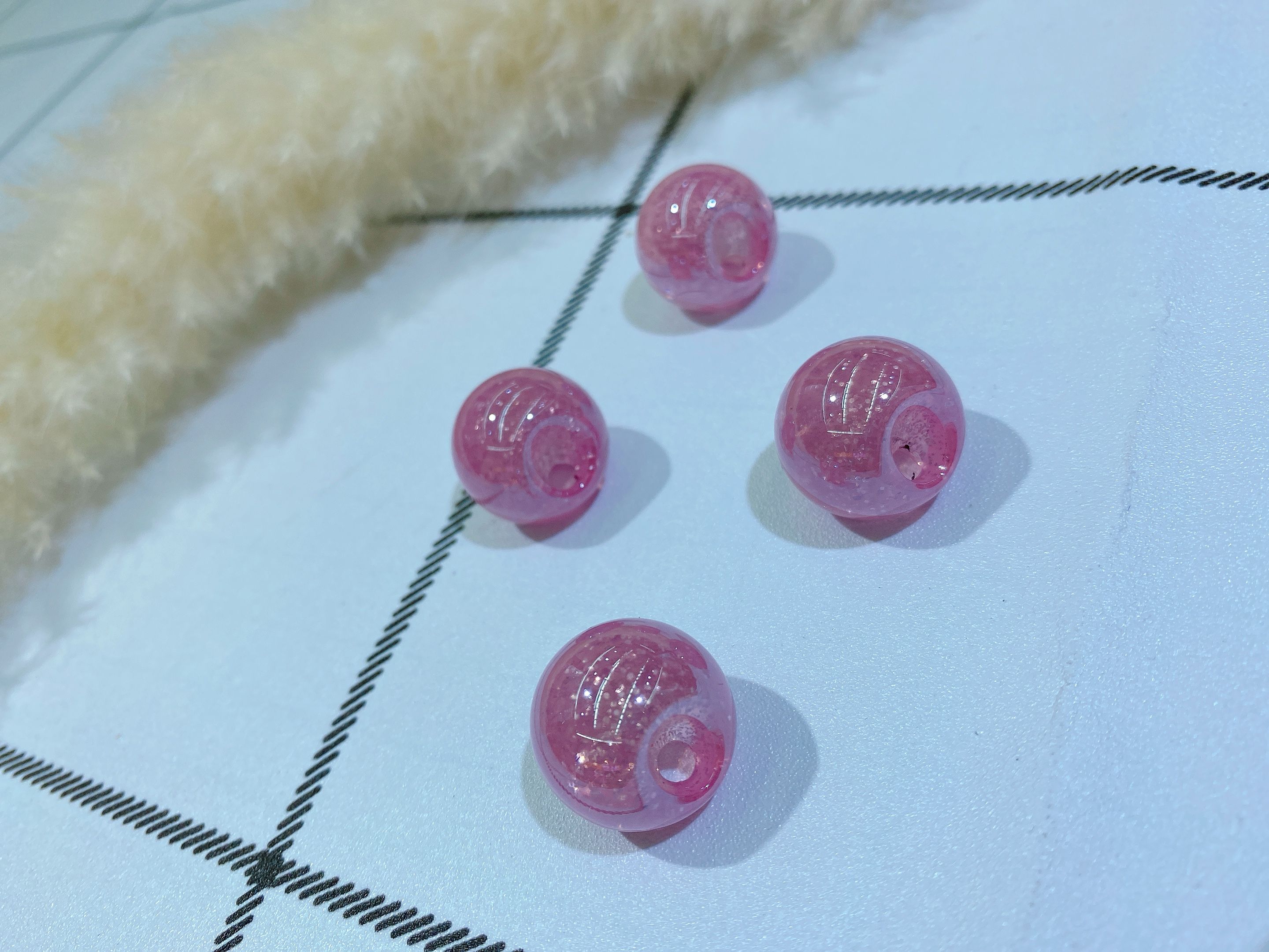 Acrylic perforated powder-filled round ball headwear accessories detail image 8