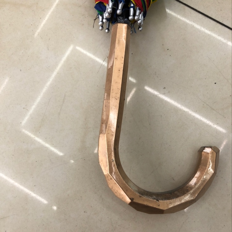 Watermelon automatically grows an umbrella. details Picture