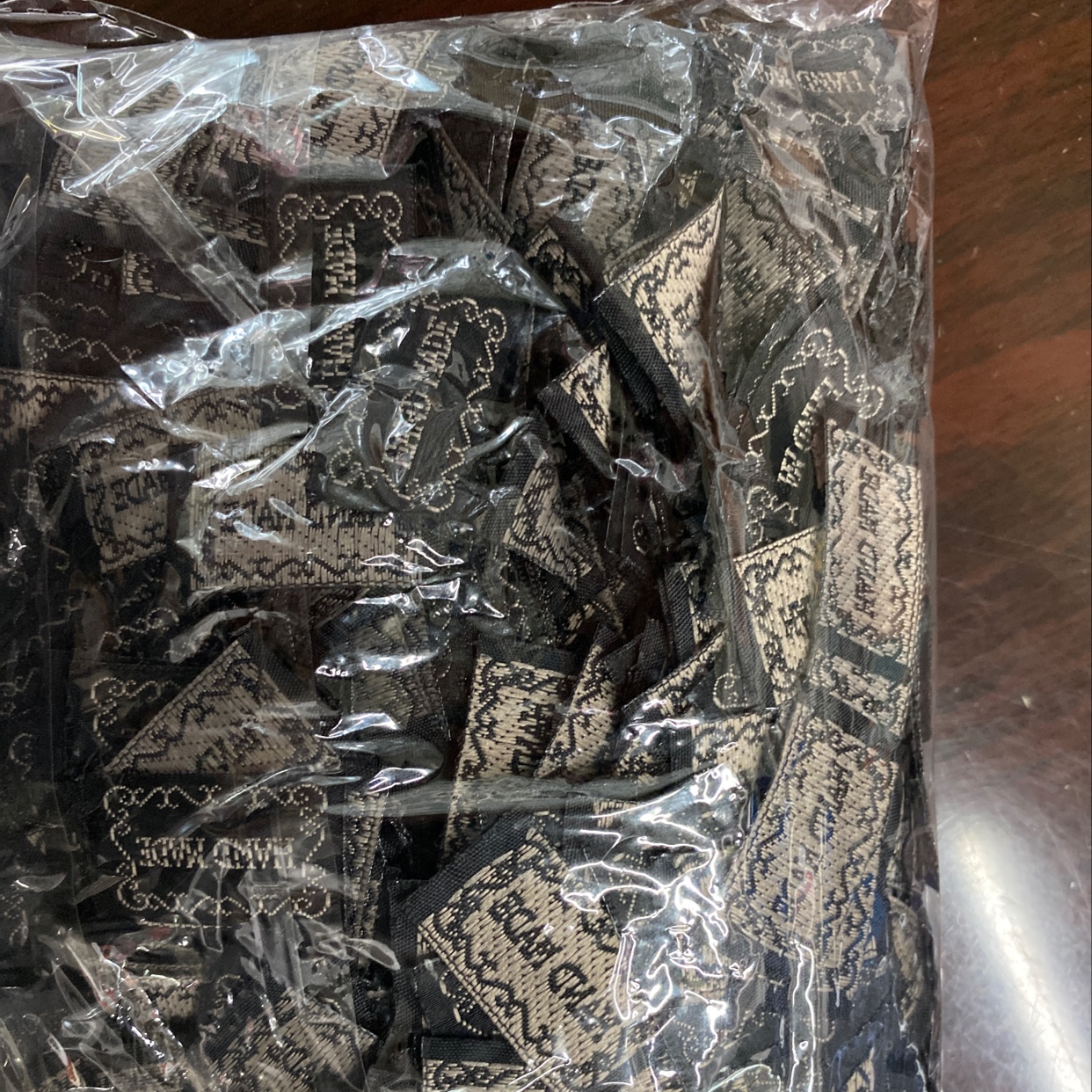 服装织标