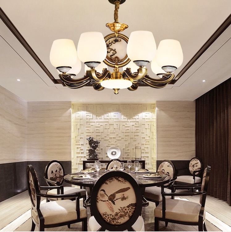 The new spring collection of the Chinese trend new Chinese-style Wood Forest is a 8-head pendant lamp made of zinc alloy and jade glass with a lustrous and smooth texture