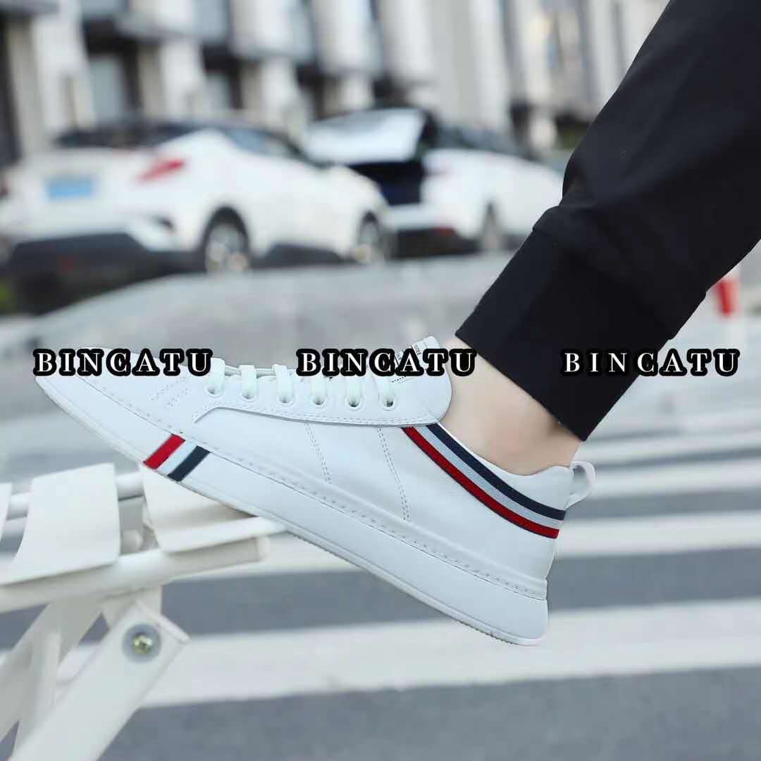 High-quality, fashionable and trendy new women's shoes, white board shoes. details Picture
