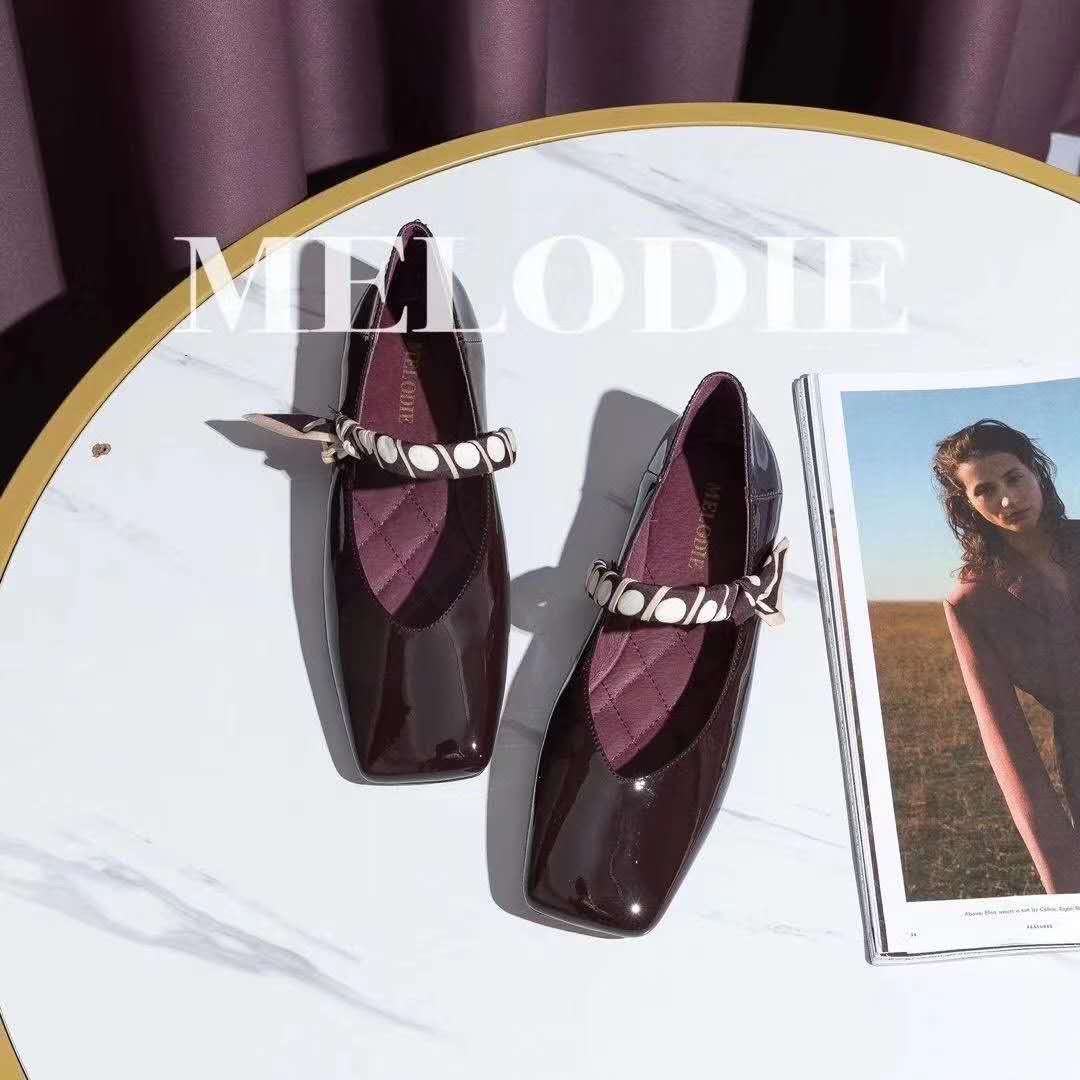 Premium fashion trend new women's shoes, wine red women's leather shoes details Picture