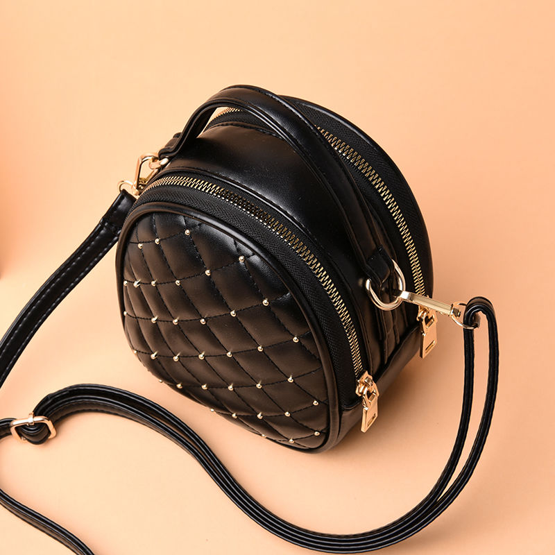 Bag Women 2020 New Korean Version Of Fashion Diamond Check Crossbody Bag Double Small Bag 100 Women Bag Hand Bill Of Lading Shoulder Bag Tide details Picture