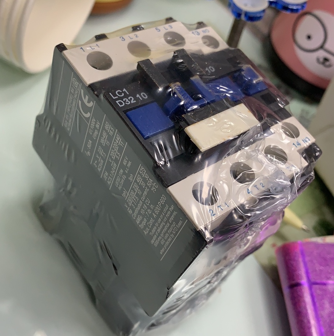 接触器8