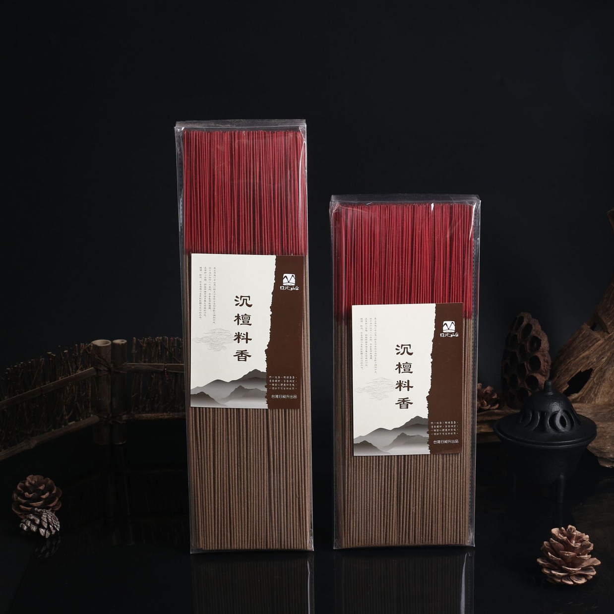 Sandalwood incense, special black agarwood, sunlight old mountain incense, Indonesian water agarwood stick incense, natural agarwood, Indian old mountain sandalwood incense, household indoor air purification stick incense, offering to Buddha and calming the mind Zen incense details Picture