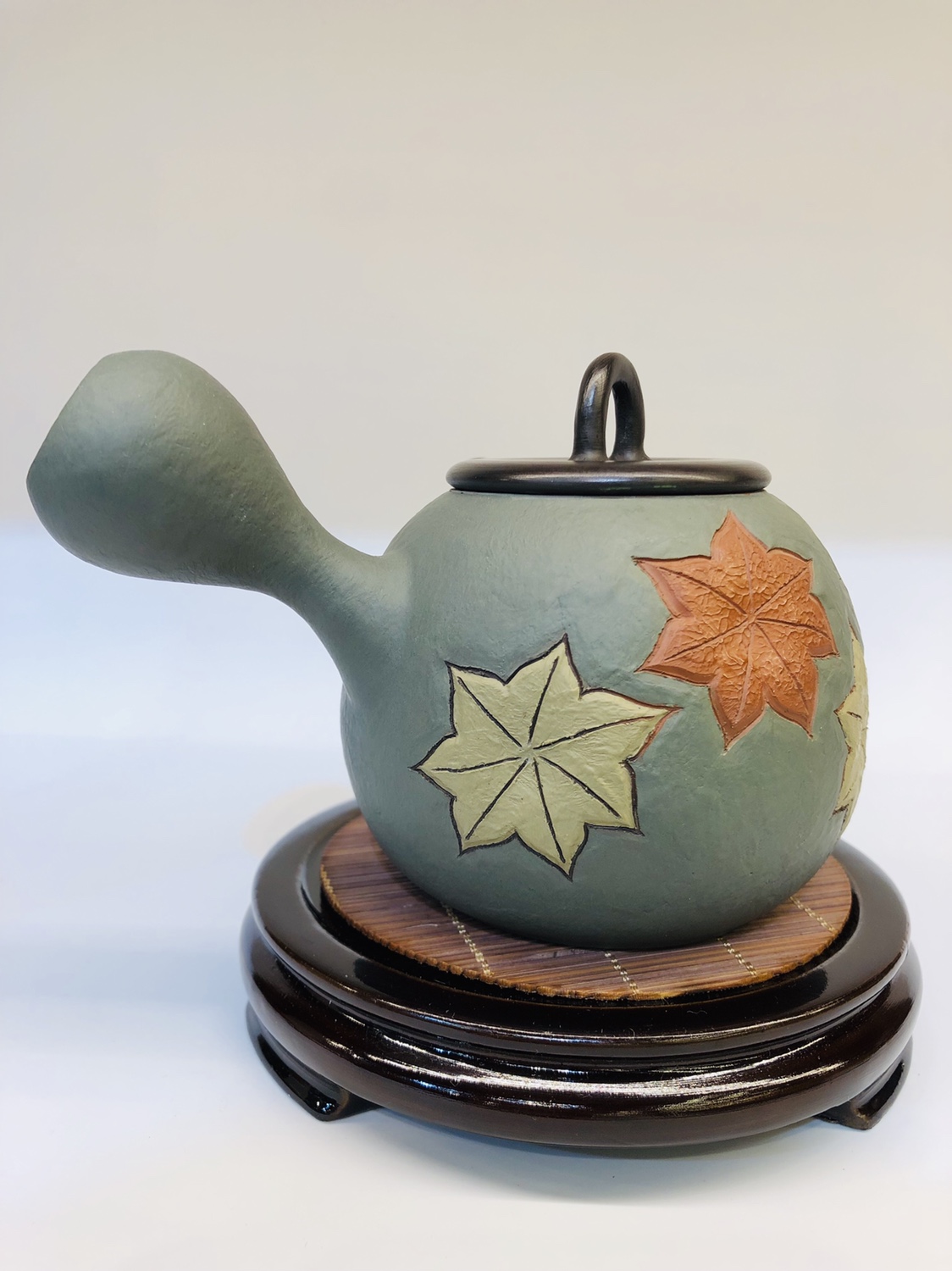 陶瓷工艺品实物图