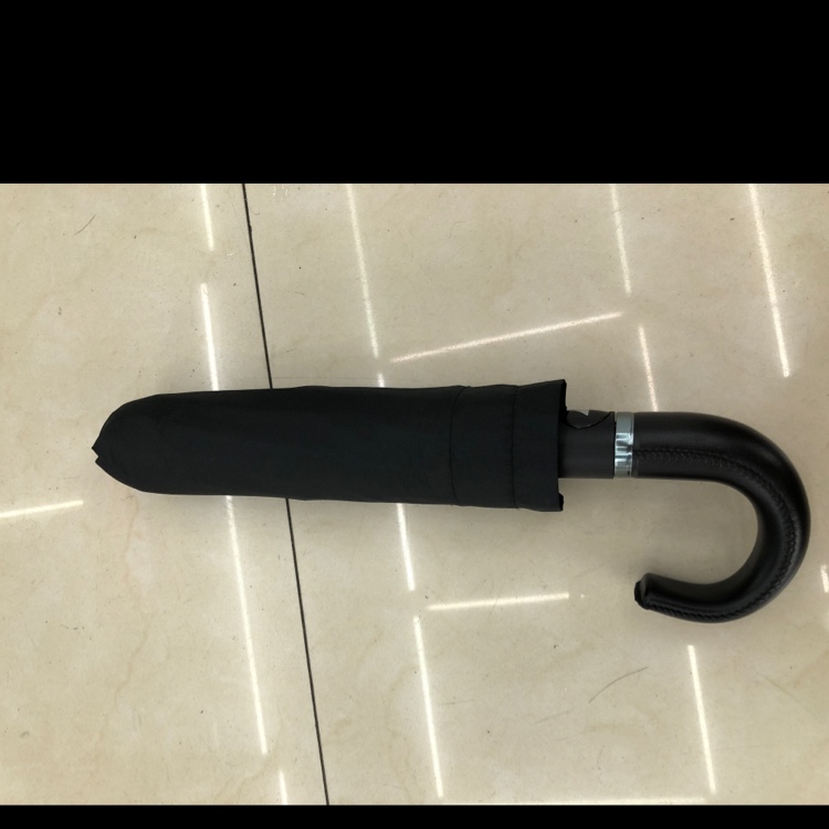 Three-fold leather handle automatic black umbrella details Picture