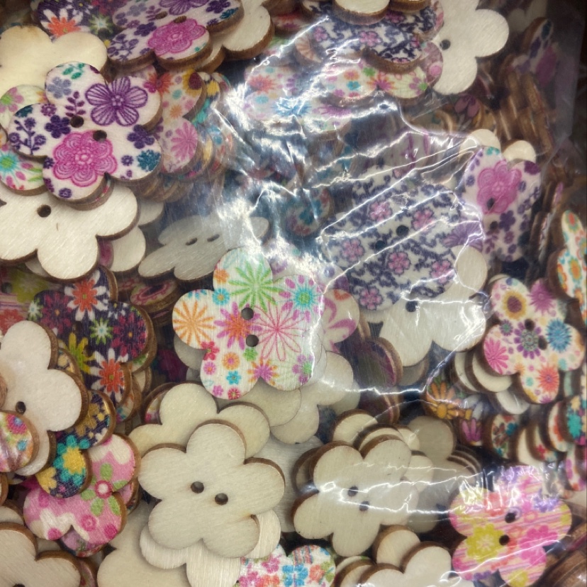 原木色木质梅花印花