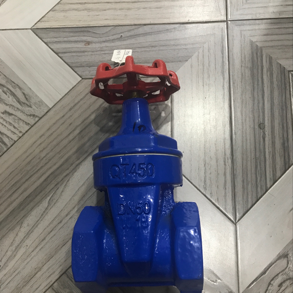 Thread soft seal gate valve full figure