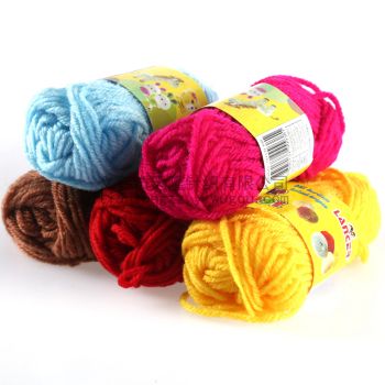 爆款主打产品巧虎拍毛线团球 腈纶材质