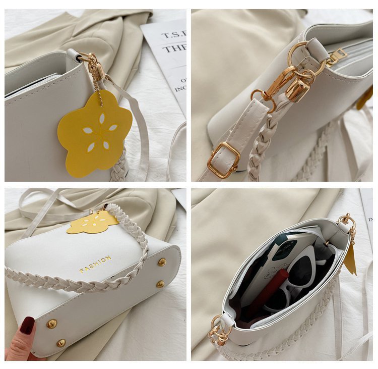 Customized domestic and foreign trade 2020 new trendy bags, small bags, crossbody bags for women, summer woven handbags, student buckets, tote bags Application Scenario