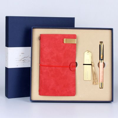 Kailushi Gift Pen Industry offers office loose-leaf notebooks, bookmarks, bronze fountain pens, ballpoint pens, signature pens, and customized gift pen sets Application Scenario