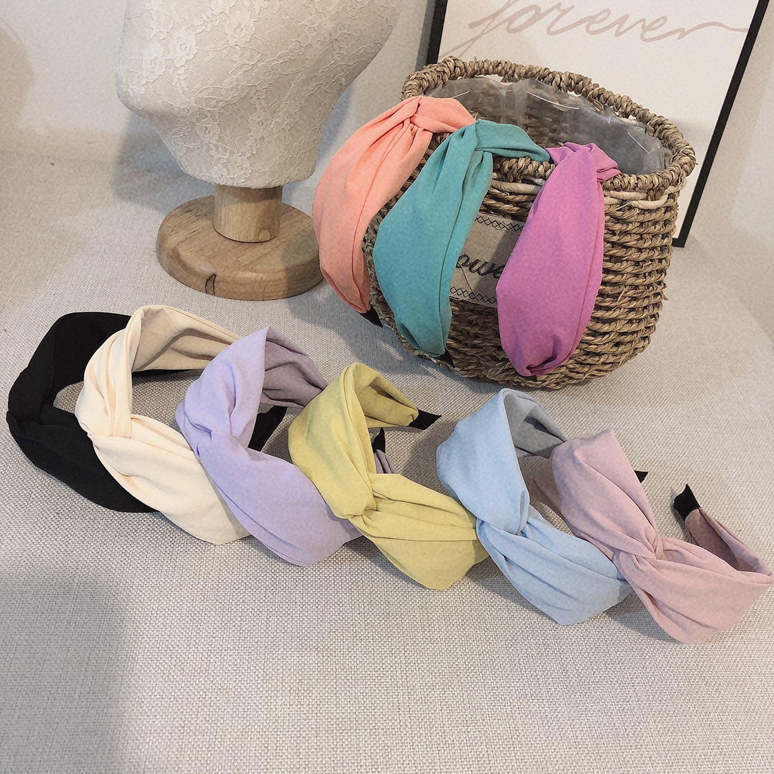 Chiffon little rose flower bow headband, a must-have versatile accessory for piggy girls. 21312312 details Picture