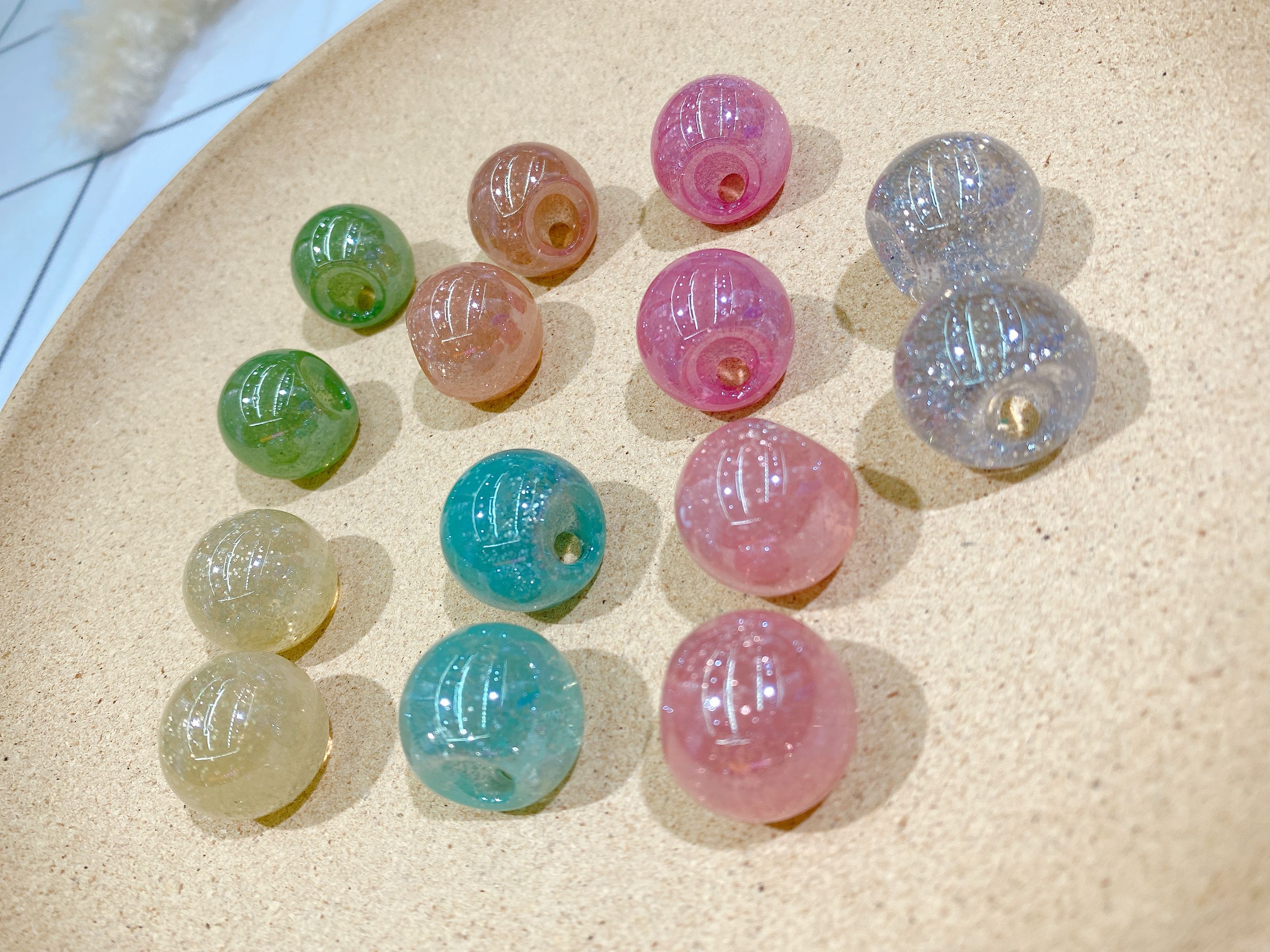Acrylic partial hole filling powder ball headdress accessories