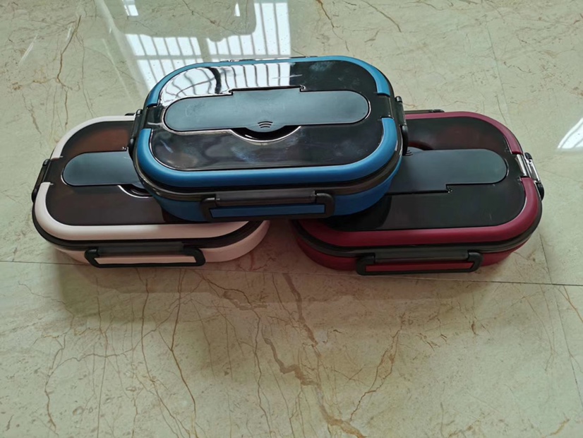 Special offer plastic four-compartment lunch box