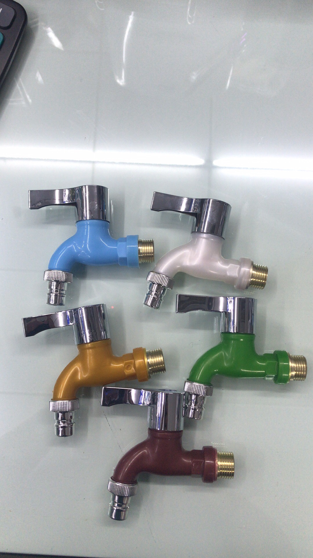 Plastic faucets exported to Middle East and Africa details Picture