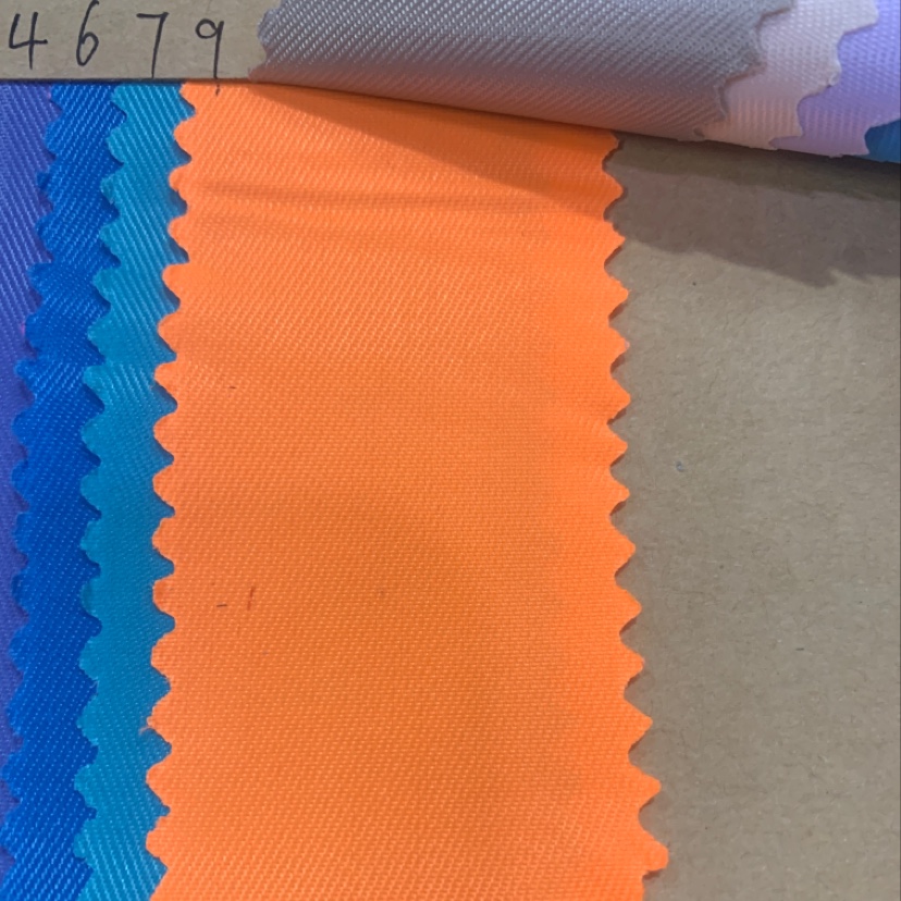 厂家直销热销新款皮革大量现货高中低档箱包沙发鞋材面料230斜纹PA 9号色产品图