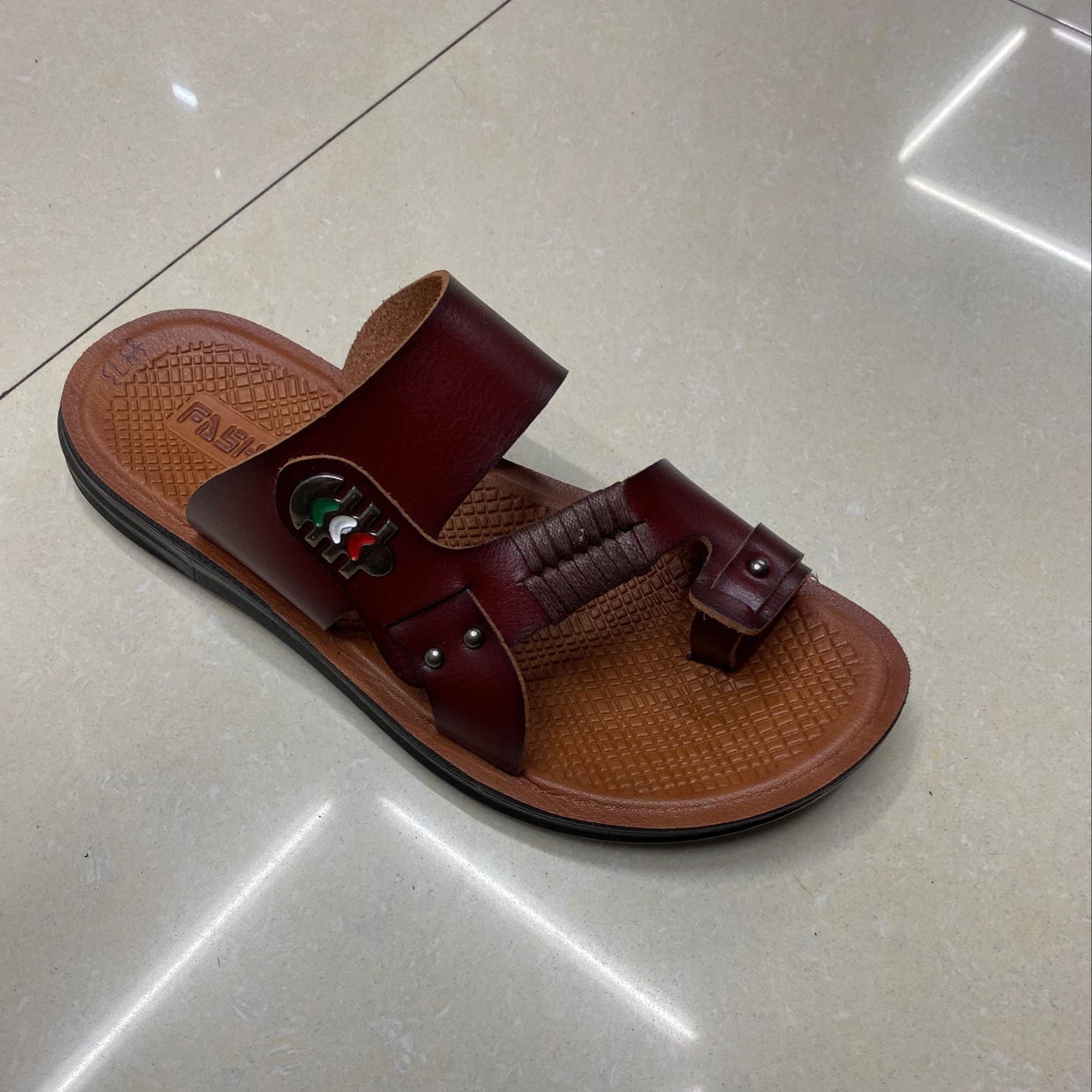 Men's slippers