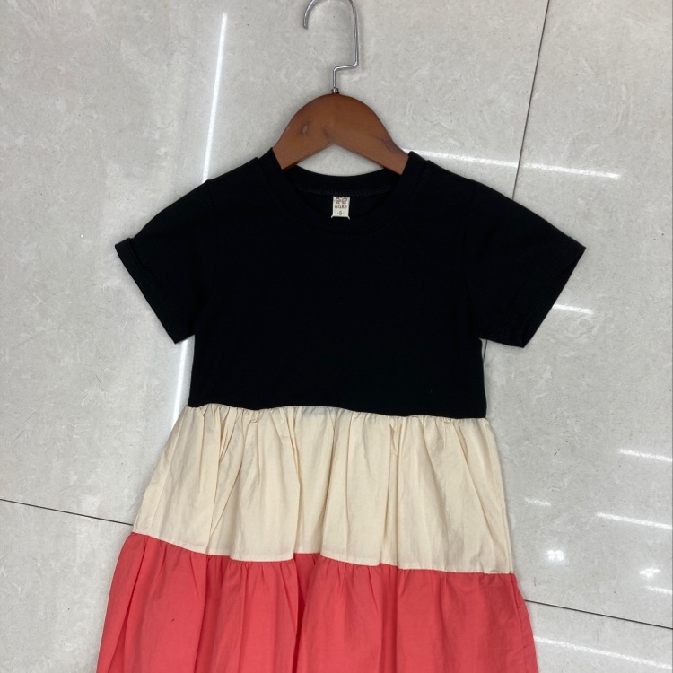 Short-sleeved color-blocked dress