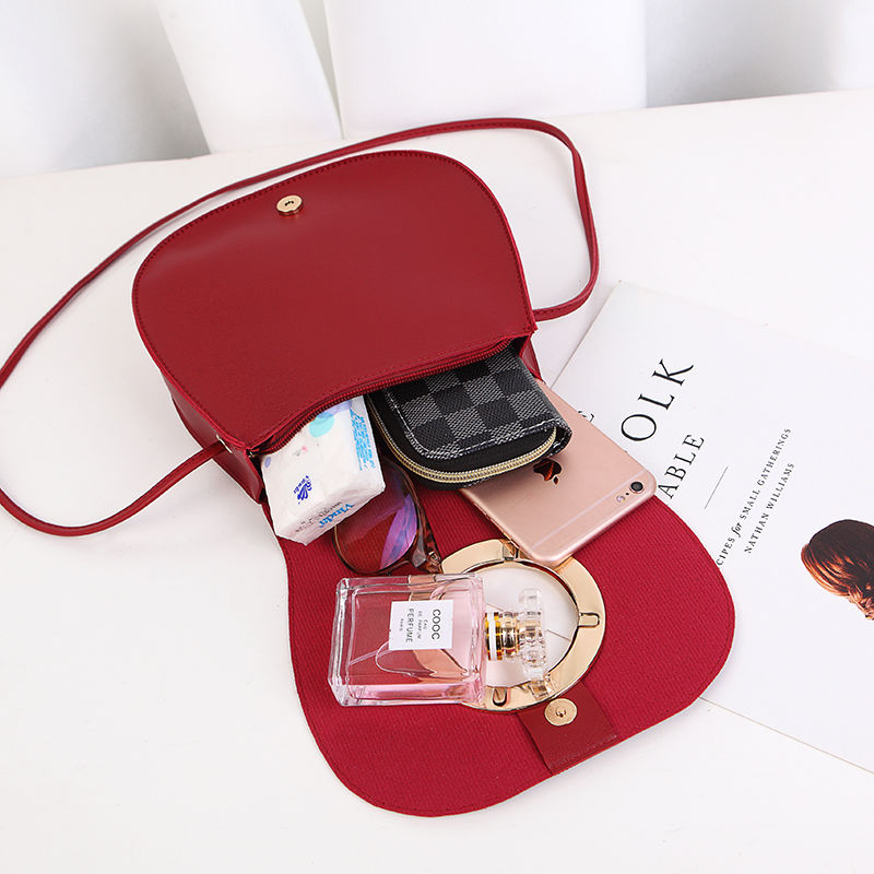 Camera Bag Women's Bag 2020 Spring/Summer New Japanese And South Korean Version Of The Stylish Shoulder Bag With Mini Small Round Bag Ladies Crossbody Bag Item Picture