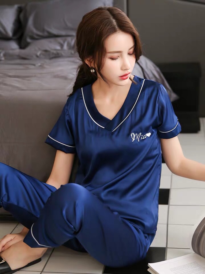 Summer thin ice silk short sleeves and shorts for women, sexy and realistic silk women's summer home wear details Picture