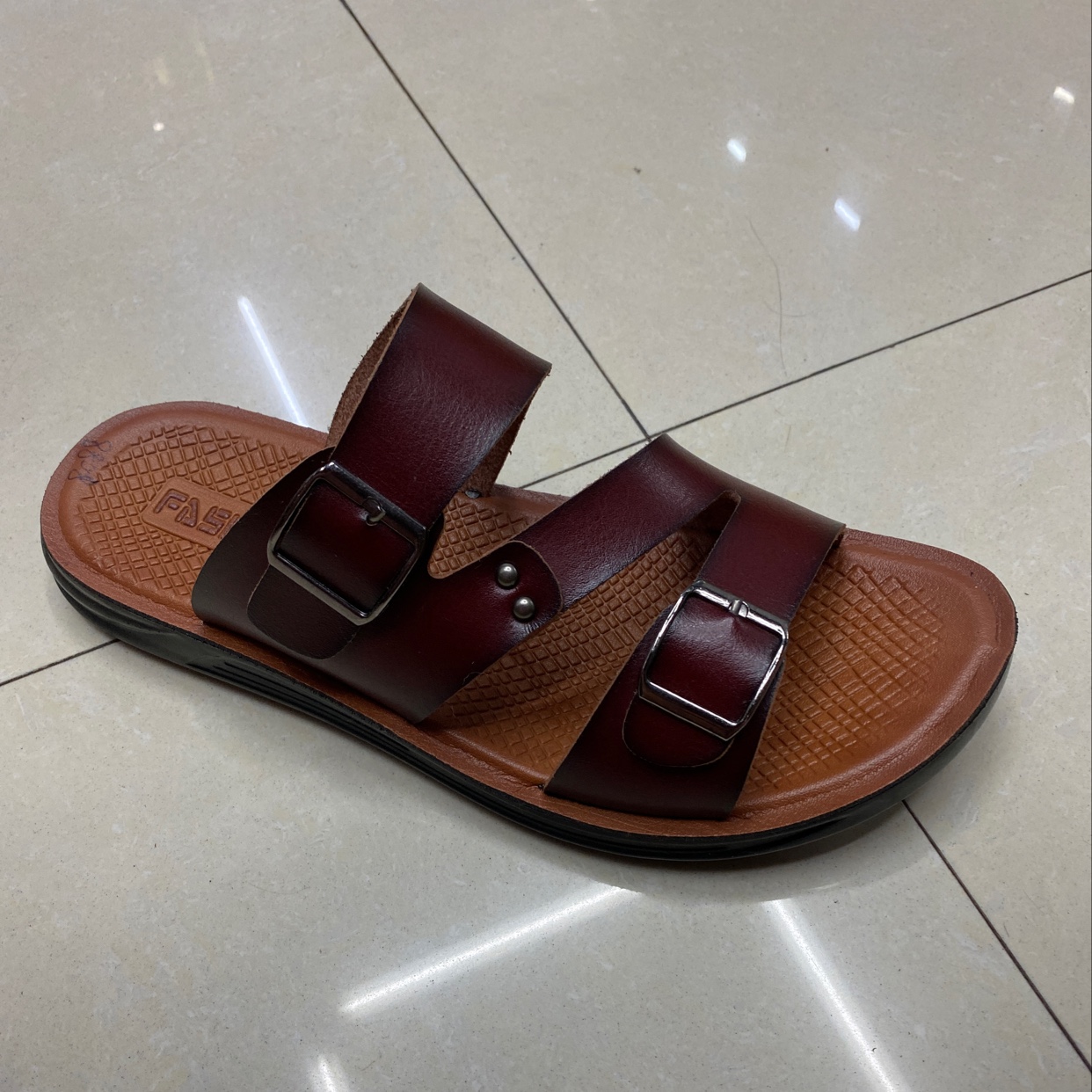 رجل النعال الجديد 2020. details Picture