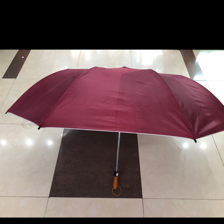 Two-fold silver rubber automatic umbrella Application Scenario