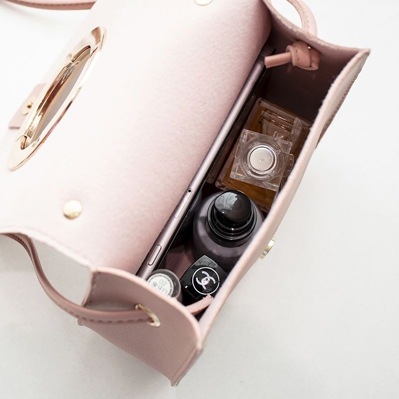 Camera Bag Women's Bag 2020 Spring/Summer New Japanese And South Korean Version Of The Stylish Shoulder Bag With Mini Small Round Bag Ladies Crossbody Bag undefined