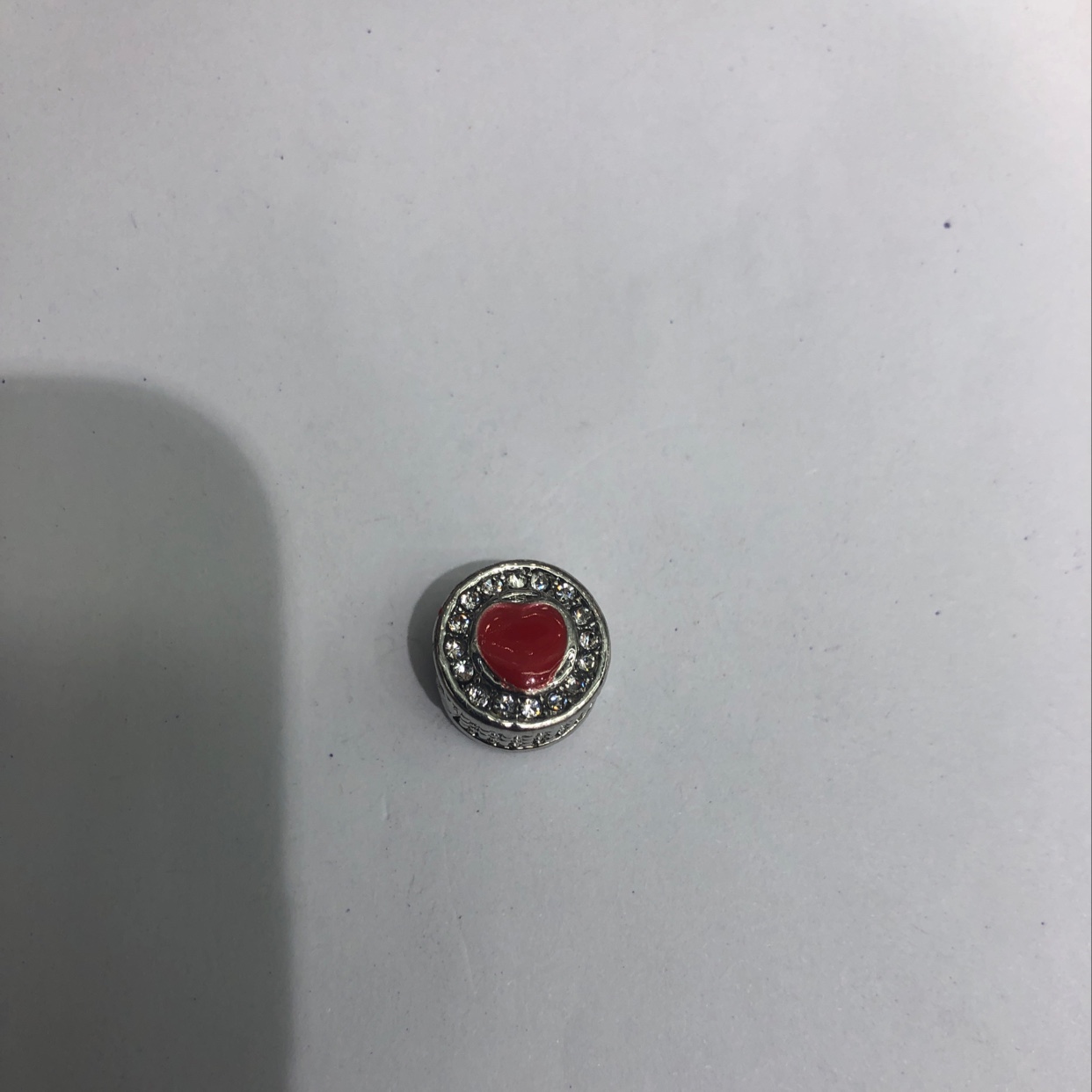 Passepartout, large pearl, round drop nectarine heart thumbnail