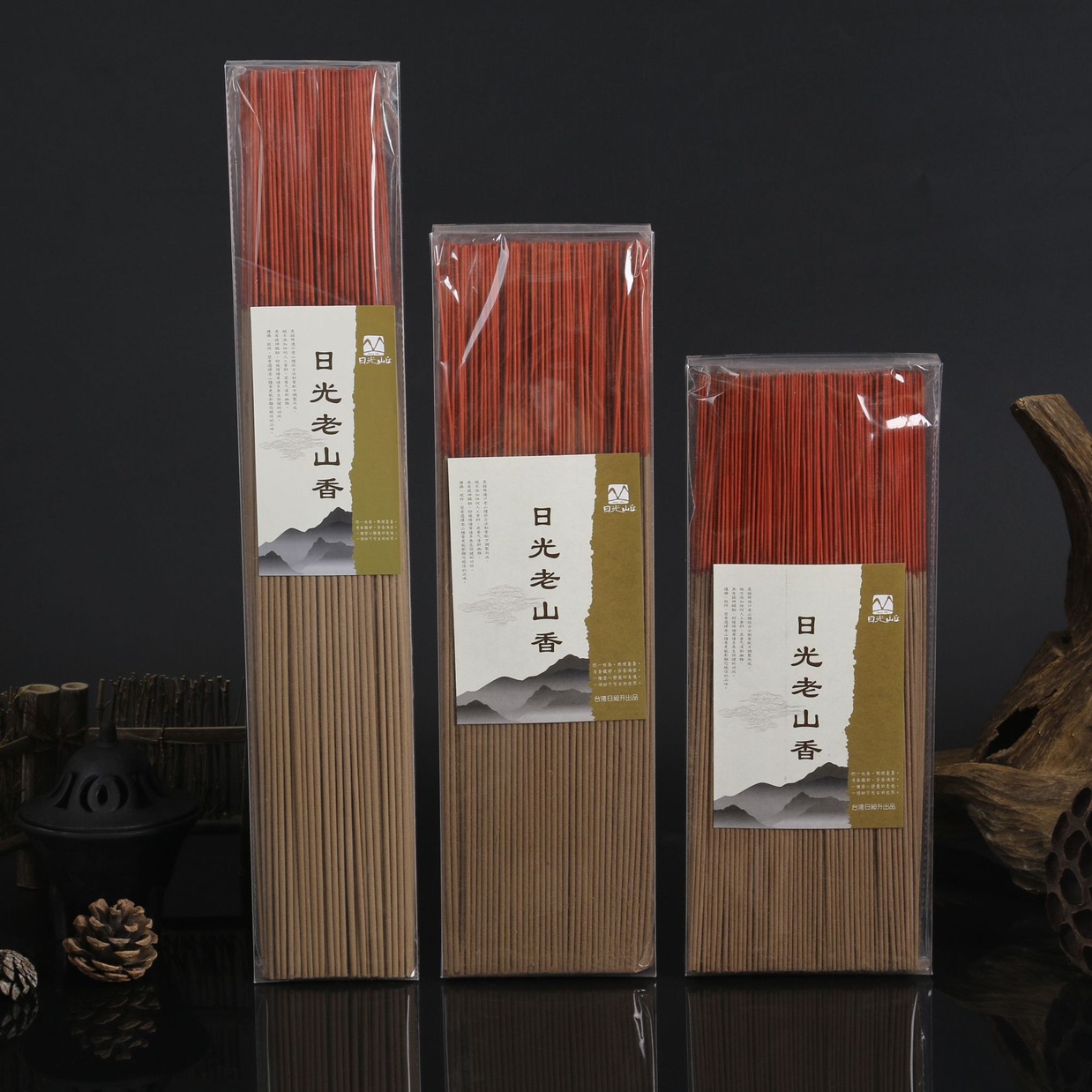 Sandalwood incense, special black agarwood, sunlight old mountain incense, Indonesian water agarwood stick incense, natural agarwood, Indian old mountain sandalwood incense, household indoor air purification stick incense, offering to Buddha and calming the mind Zen incense Application Scenario